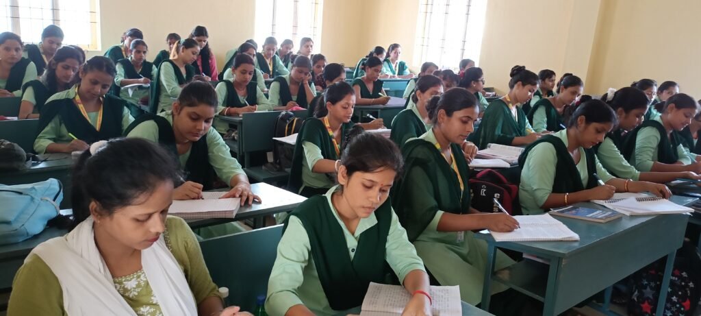https://alfatimabedcollegepatna.org/